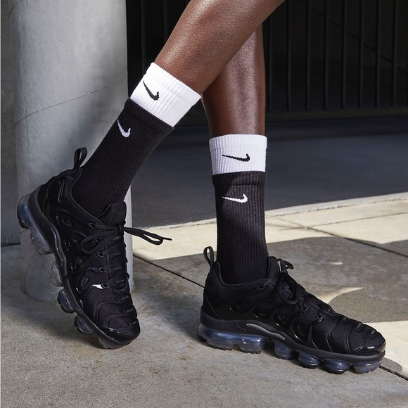 Nike VaporMax Plus (Men’s) Sneakers - Picture 5 of 5